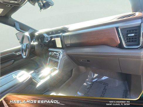 Used 2024 GMC Sierra 2500 Denali w/ Denali Reserve Package image 30