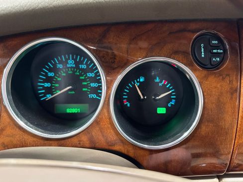 Used 2004 Jaguar XK8 Convertible RWD image 5