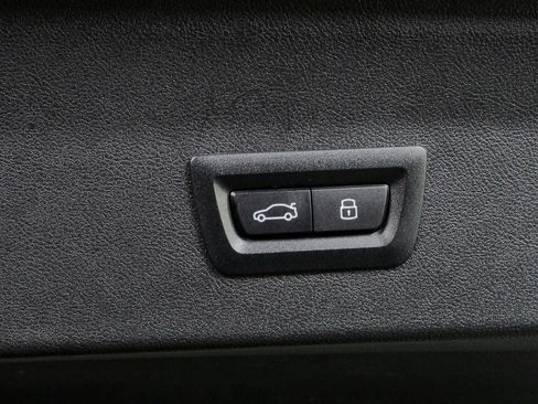 Used 2025 BMW X4 xDrive30i AWD/4WD image 31