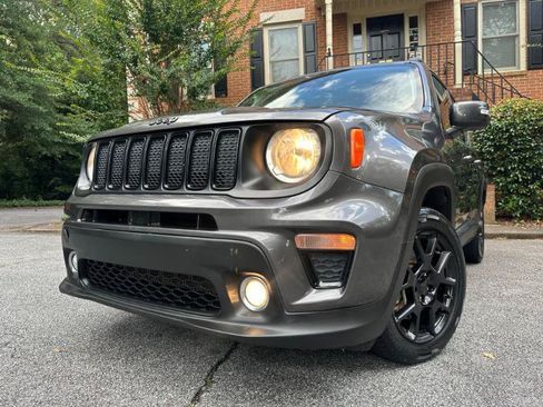 Used 2019 Jeep Renegade Altitude w/ Quick Order Package 2XM FWD image 2