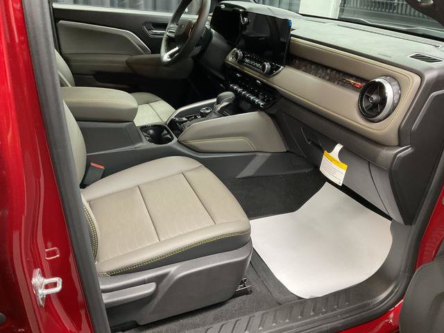 New 2026 Chevrolet Colorado ZR2 AWD/4WD image 13