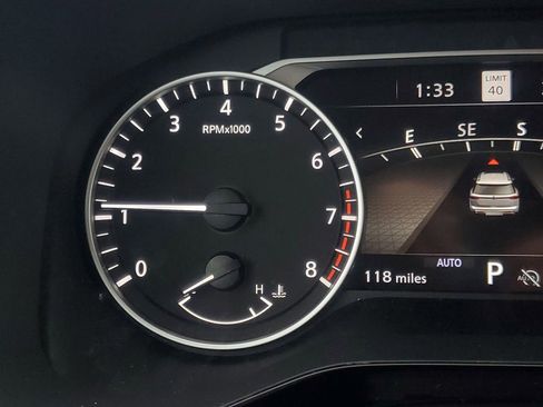 New 2025 Nissan Pathfinder SL image 16