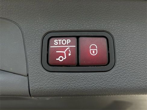 Used 2020 Mercedes-Benz GLS 580 4MATIC image 37