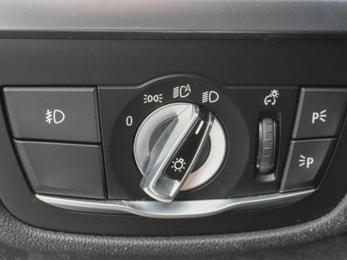 Used 2019 BMW X3 xDrive30i w/ Premium Package image 17