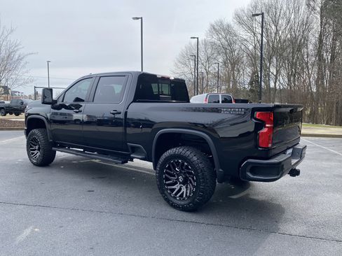 Used 2025 Chevrolet Silverado 2500 LT w/ Trail Boss Package image 8