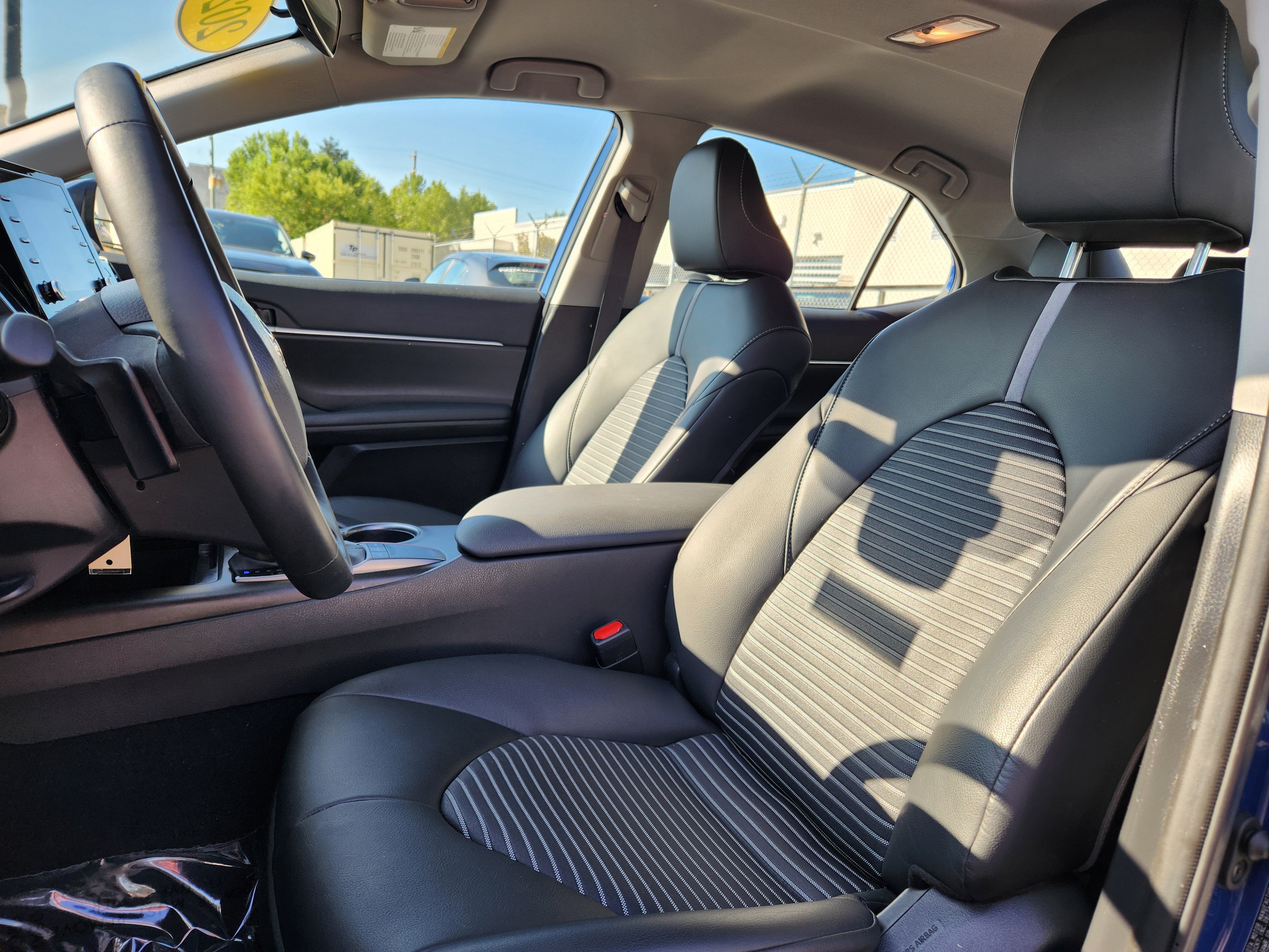 Used 2024 Toyota Camry SE FWD image 10