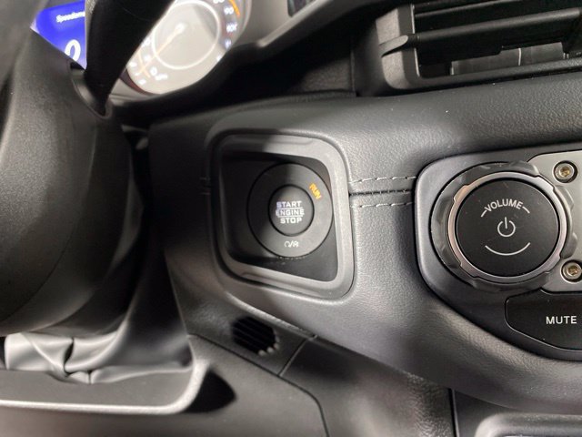 Used 2025 Jeep Wrangler Unlimited Rubicon AWD/4WD image 27