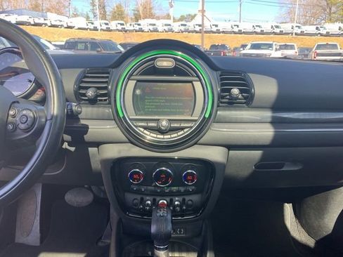 Used 2017 MINI Cooper Clubman ALL4 image 31