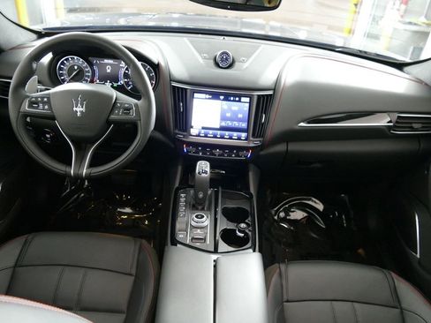 Used 2024 Maserati Levante GT Ultima AWD/4WD image 15