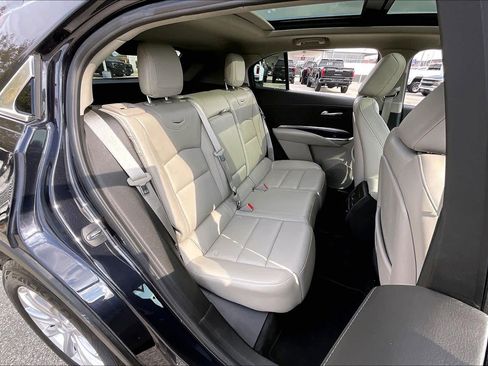 Used 2023 Cadillac XT4 Luxury w/ Cold Weather Package image 21