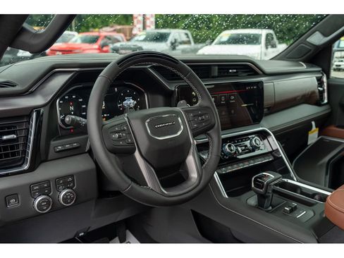 New 2026 GMC Sierra 1500 Denali Ultimate w/ LPO, Black Badging Package AWD/4WD image 11