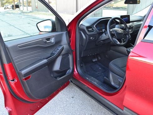 New 2026 Ford Escape Active w/ Cold Weather Package image 8