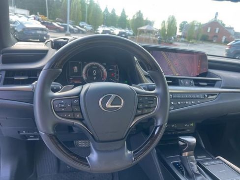 Used 2021 Lexus ES 350 w/ Premium Package image 15