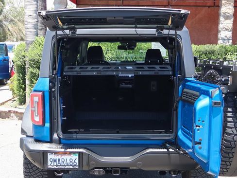 Used 2024 Ford Bronco Wildtrak AWD/4WD image 8