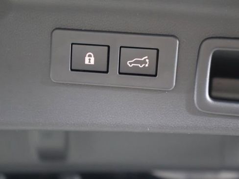 Used 2025 Subaru Forester Touring image 20