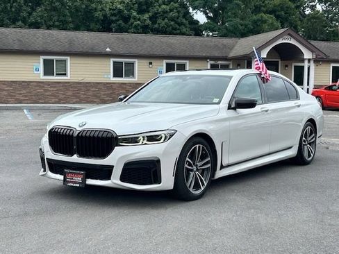 Used 2020 BMW 740i xDrive w/ M Sport Package AWD/4WD image 1