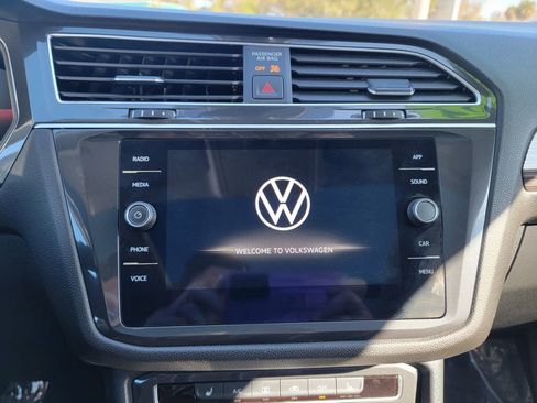 Used 2024 Volkswagen Tiguan Wolfsburg Edition image 22
