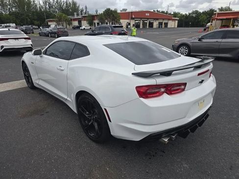 Used 2021 Chevrolet Camaro LT w/ Technology Package RWD image 6