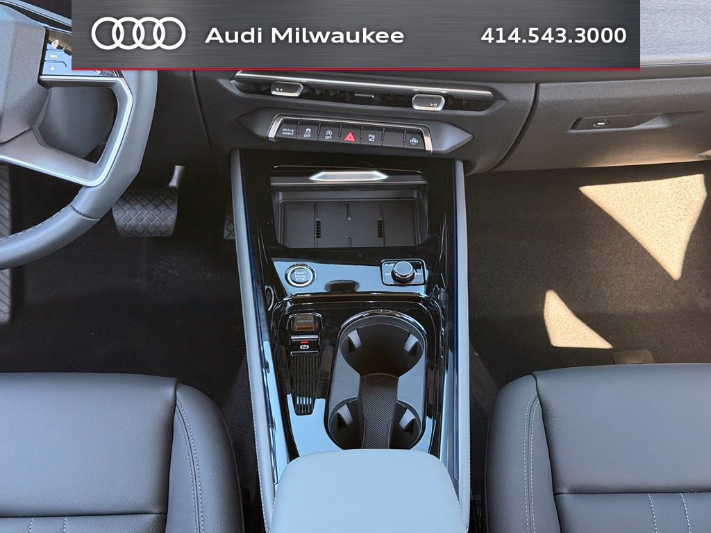 New 2026 Audi Q3 quattro 2.0T AWD/4WD image 34