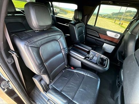 Used 2021 Lincoln Navigator L Reserve w/ Luxury Package AWD/4WD image 24