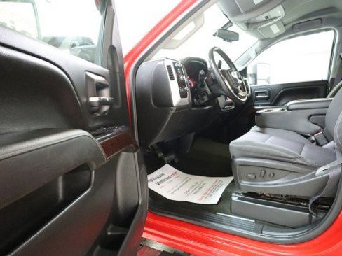 Used 2015 GMC Sierra 2500 SLE w/ SLE Preferred Package image 9