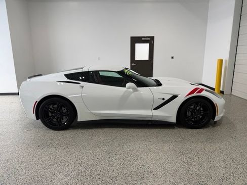 Used 2017 Chevrolet Corvette Stingray Coupe w/ Battery Protection Package RWD image 29