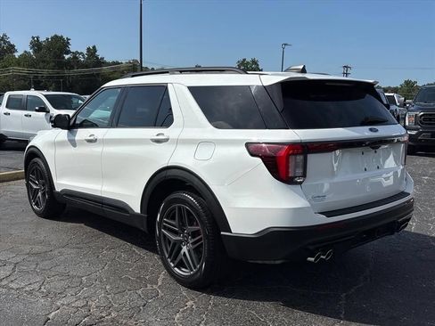 Used 2026 Ford Explorer ST AWD/4WD image 5