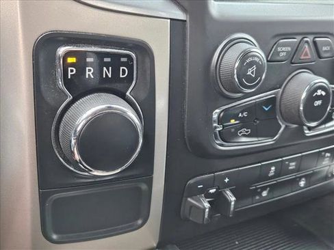 Used 2014 RAM 1500 Big Horn image 11