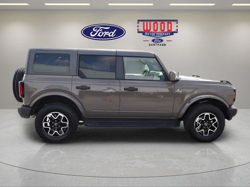 New 2026 Ford Bronco Outer Banks AWD/4WD image 2