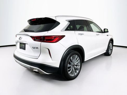 Used 2024 INFINITI QX50 Luxe AWD/4WD image 9