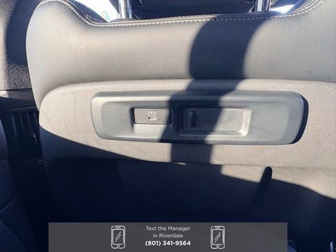 Used 2023 BMW X5 xDrive40i w/ Premium Package image 12