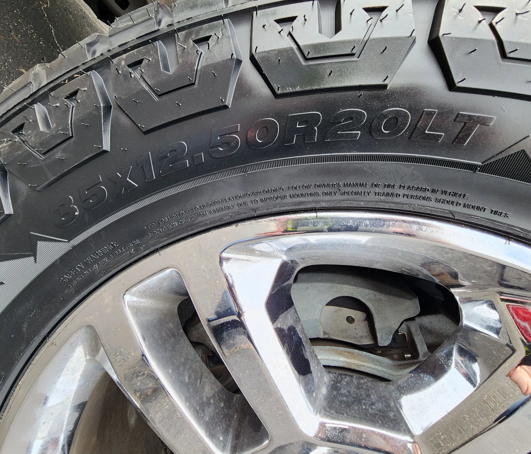 Used 2019 Chevrolet Silverado 2500 W/T AWD/4WD image 21