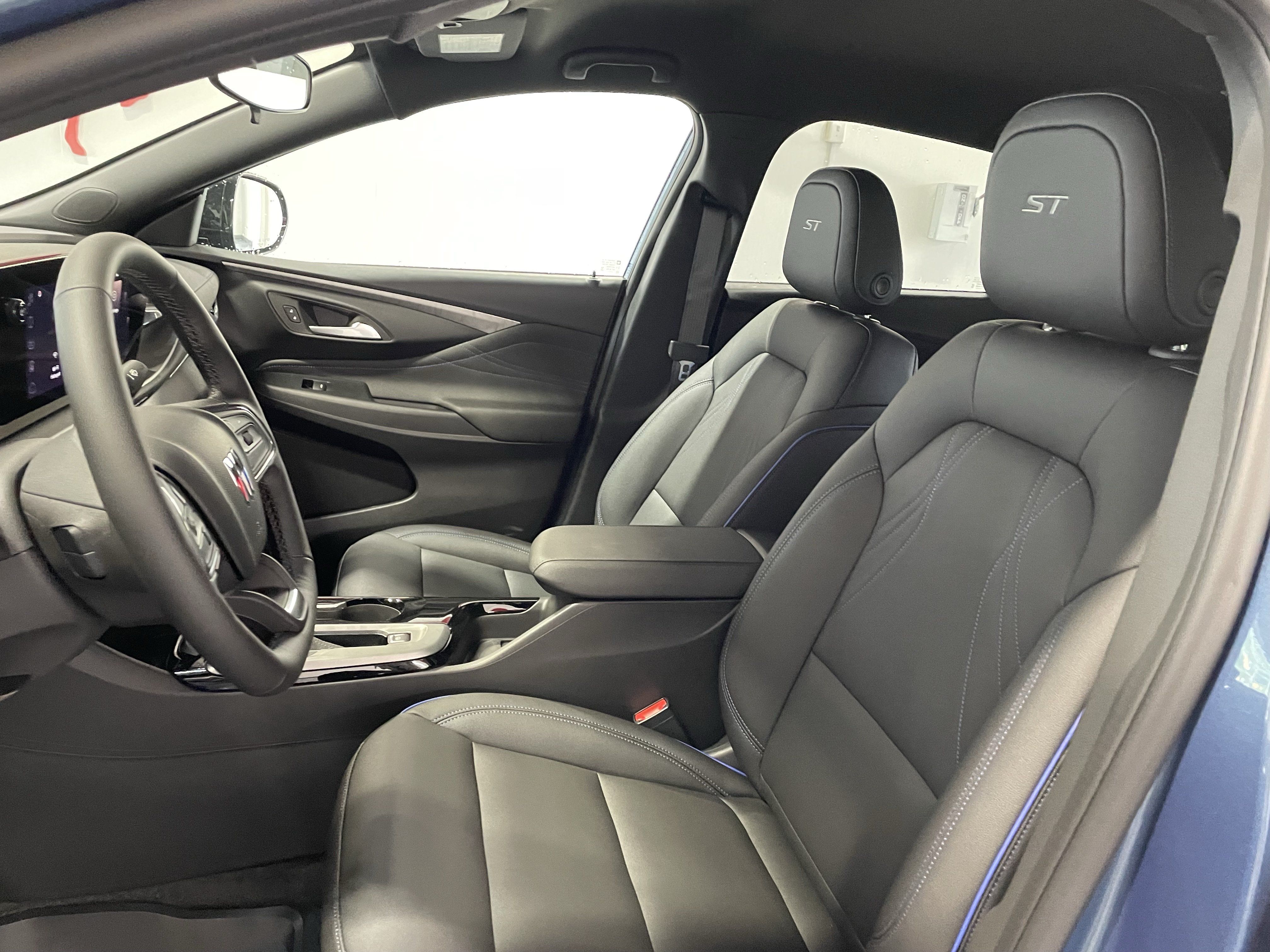 New 2026 Buick Envista Sport Touring w/ Convenience I Package FWD image 14