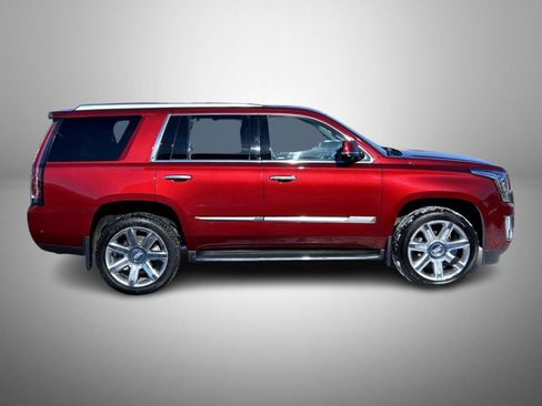Used 2017 Cadillac Escalade Luxury image 7