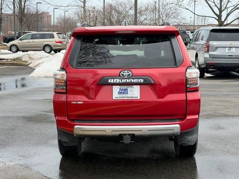 Used 2020 Toyota 4Runner TRD Off-Road Premium image 7