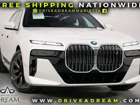 Used 2023 BMW i7 xDrive60 w/ Executive Package 2 image 2