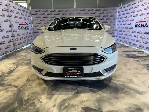 Used 2018 Ford Fusion SE w/ Equipment Group 602A image 3