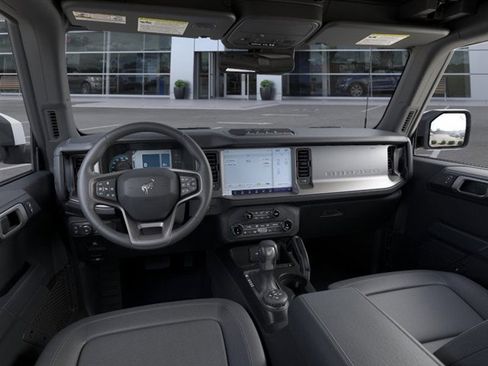 New 2025 Ford Bronco Outer Banks w/ Sasquatch Package image 10