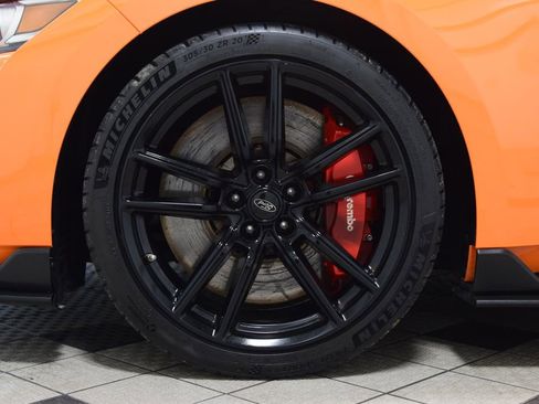 Used 2021 Ford Mustang Shelby GT500 w/ Technology Package RWD image 29