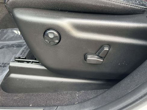 Used 2022 Dodge Durango R/T w/ Blacktop Package image 22