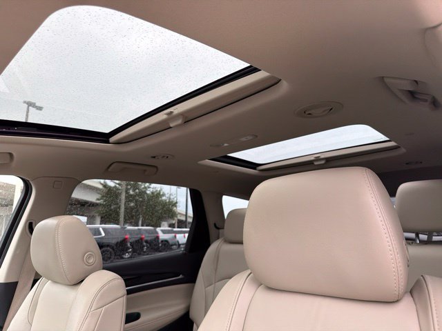 Used 2019 Buick Enclave Premium w/ Experience Buick Package FWD image 29