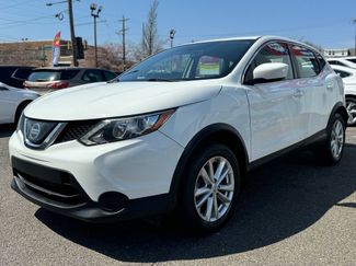 Used 2017 Nissan Rogue Sport S w/ S Appearance Package AWD/4WD video 1