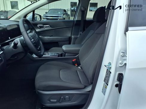 Certified 2026 Kia Sportage LX w/ LX Convenience Package image 9