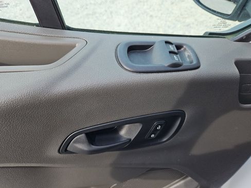 Used 2020 Ford Transit 350 XL image 19