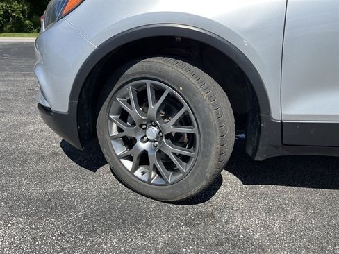 Used 2018 Buick Encore Sport Touring AWD/4WD image 13