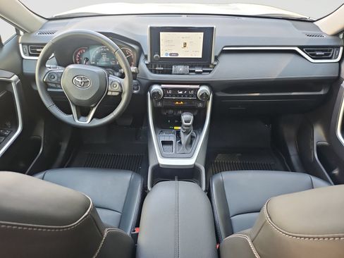 Used 2025 Toyota RAV4 XLE Premium FWD image 16