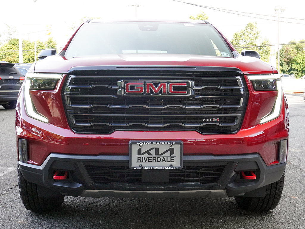 Used 2025 GMC Acadia AT4 w/ Luxury Package AWD/4WD image 17
