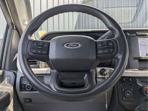 Used 2024 Ford F250 XL image 20