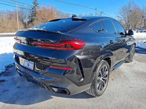 Used 2022 BMW X6 xDrive40i w/ M Sport Package image 7