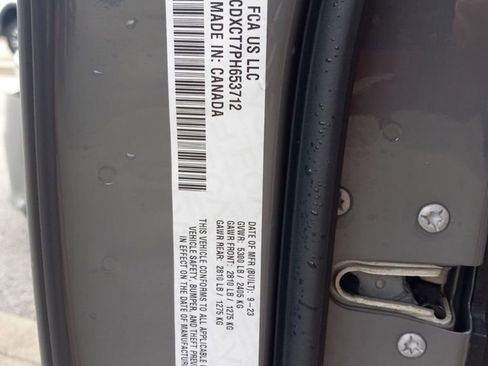 Used 2023 Dodge Charger R/T w/ Blacktop Package image 35